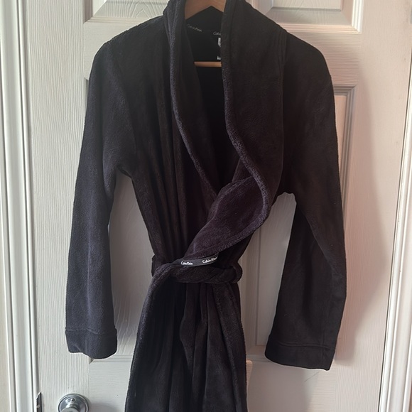 Calvin Klein robe - Picture 4 of 4
